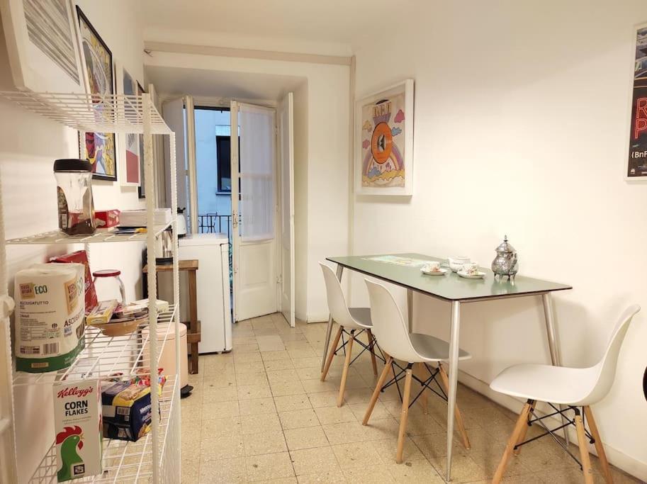 Bel Appartement Dans Le Centre De Milán Exterior foto